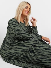 Yours Curve Green Textured Midaxi Animal Print Frill Dress - Image 4 of 5