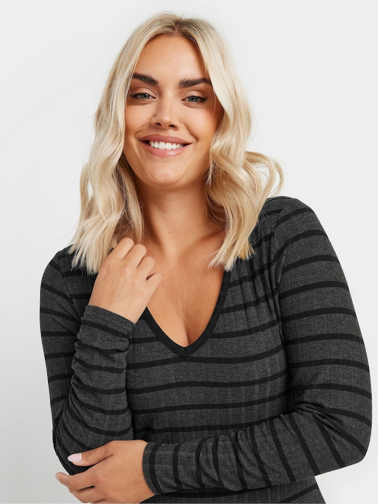 Yours Curve Grey Flare Ribbed Dress - Image 4 of 5