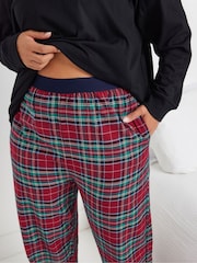 Yours Curve Red Check Pyjamas - Image 4 of 5