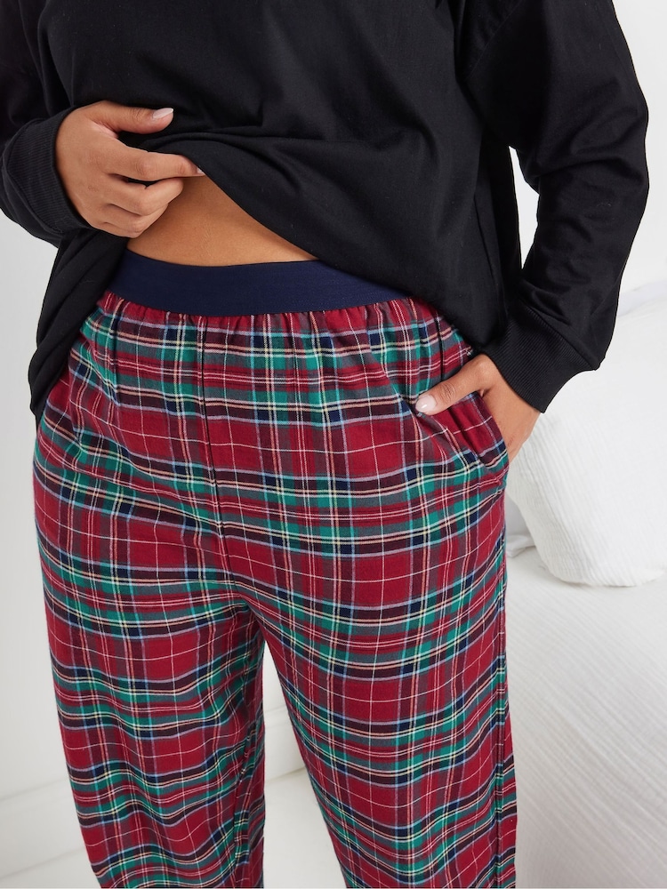 Yours Curve Red Check Pyjamas - Image 4 of 5