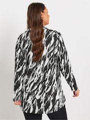 Yours Curve Black Textured Jersey Shirt - Image 3 of 5