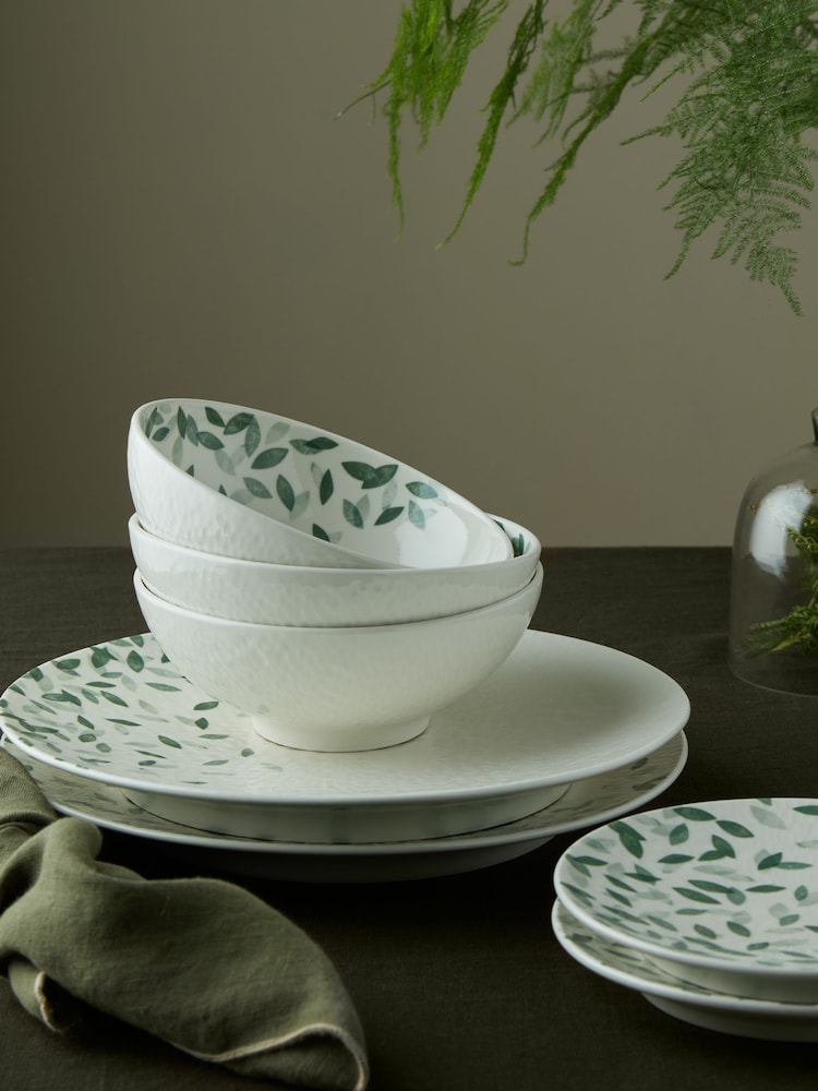 Denby Green Greenhouse 12 Piece Tableware Dinner Plate - Image 1 of 4