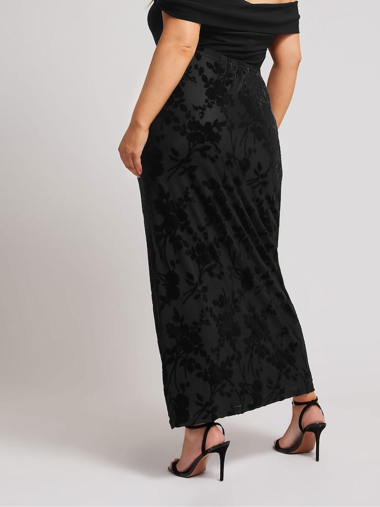 Yours Curve Dark Black London Burn Out Velour Column Skirt - Image 3 of 5
