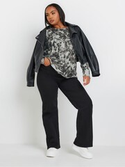 Yours Curve Dark Black 100% Cotton Long Sleeve Acid Wash T-Shirt - Image 3 of 5