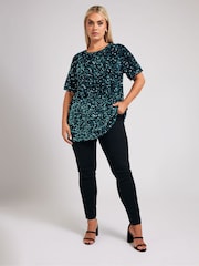 Yours Curve Blue London Sequin Velvet T-Shirt - Image 4 of 5