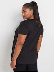 Yours Curve Black Placement Print T-Shirt - Image 3 of 5