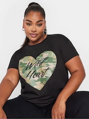 Yours Curve Black Placement Print T-Shirt - Image 4 of 5