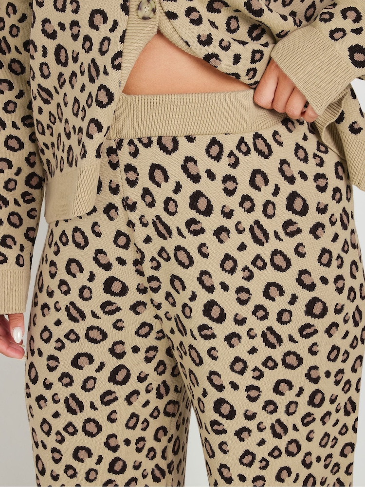 Yours Curve Natural Limited Animal Wide Leg Trousers - Image 4 of 4