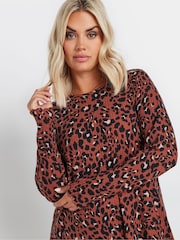 Yours Curve Red Lettuce Edge Tunic - Image 5 of 6