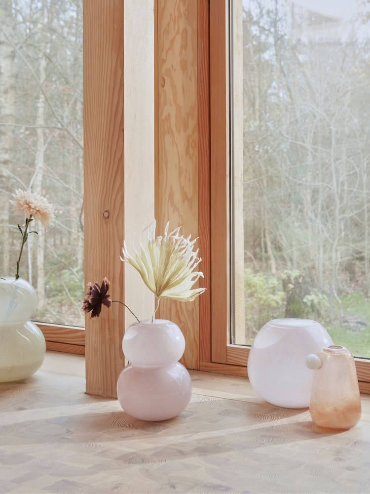 OYOY Living Rose Lasi Vase - Image 1 of 4 OYOY Living Rose Lasi Vase - Image 1 of 4