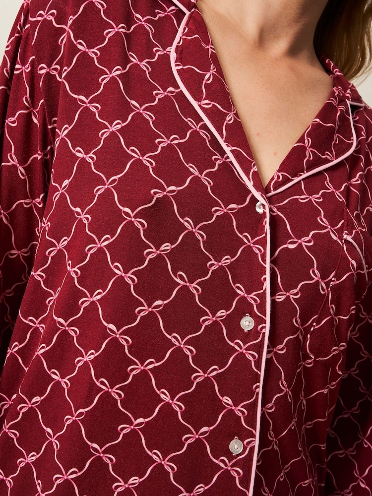 Burgunderrot, Schleife - Langärmliges Pyjama-Set mit Streifen und Sternen - Bild 4 von 4 Burgunderrot, Schleife - Langärmliges Pyjama-Set mit Streifen und Sternen - Bild 4 von 4