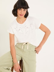 Blanco - FatFace Lace Cutwork T-Shirt - Imagen 4 de 5