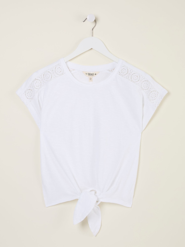 Blanco - FatFace Lace Tie Front T Shirt - Imagen 10 de 10 Blanco - FatFace Lace Tie Front T Shirt - Imagen 10 de 10