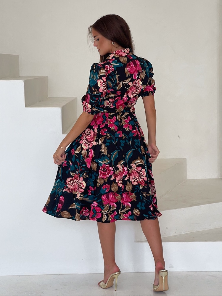 Vestido midi floral con cuello Holland de Girl In Mind. - Imagen 4 de 4 Vestido midi floral con cuello Holland de Girl In Mind. - Imagen 4 de 4
