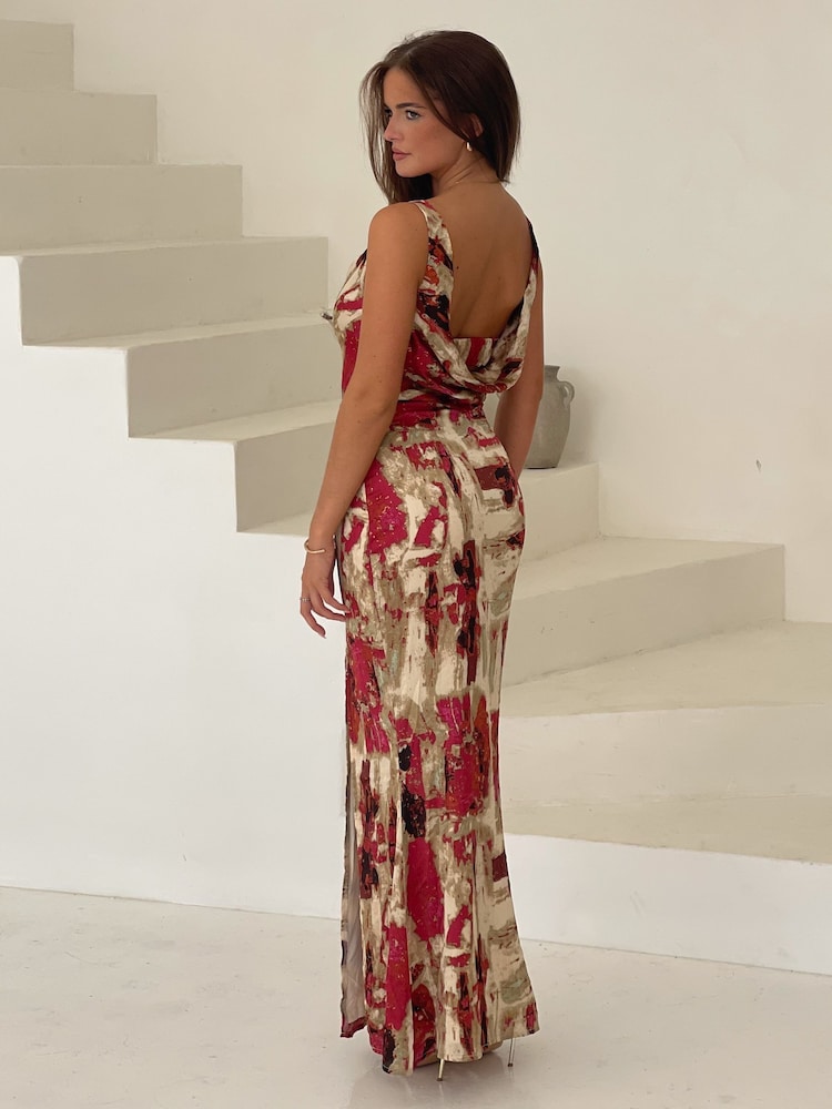 Rot - Girl In Mind Harper Burnout Unterkleid mit Wasserfallausschnitt - Bild 2 von 4 Rot - Girl In Mind Harper Burnout Unterkleid mit Wasserfallausschnitt - Bild 2 von 4