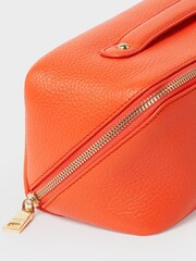 Osprey London The Rebecca Washbag - Image 5 of 5