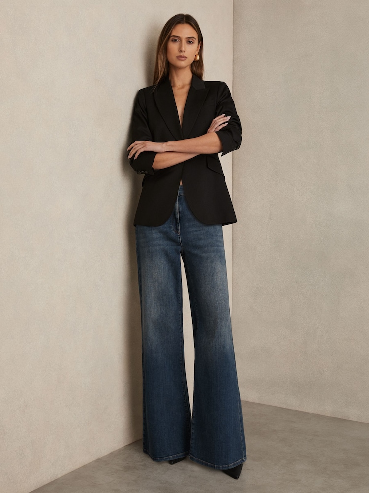 Reiss Black Marlene Leather Twist Detail Court Shoes - Image 2 of 5
