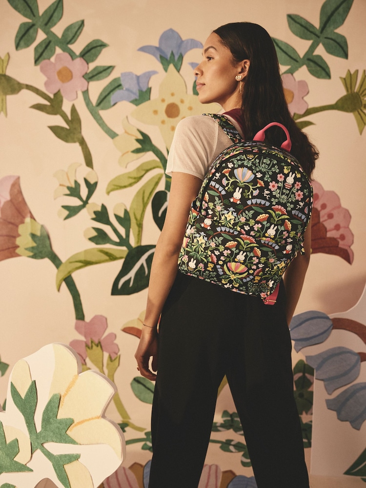 Negro Create - Cath Kidston Miffy Compact Backpack - Imagen 2 de 4 Negro Create - Cath Kidston Miffy Compact Backpack - Imagen 2 de 4