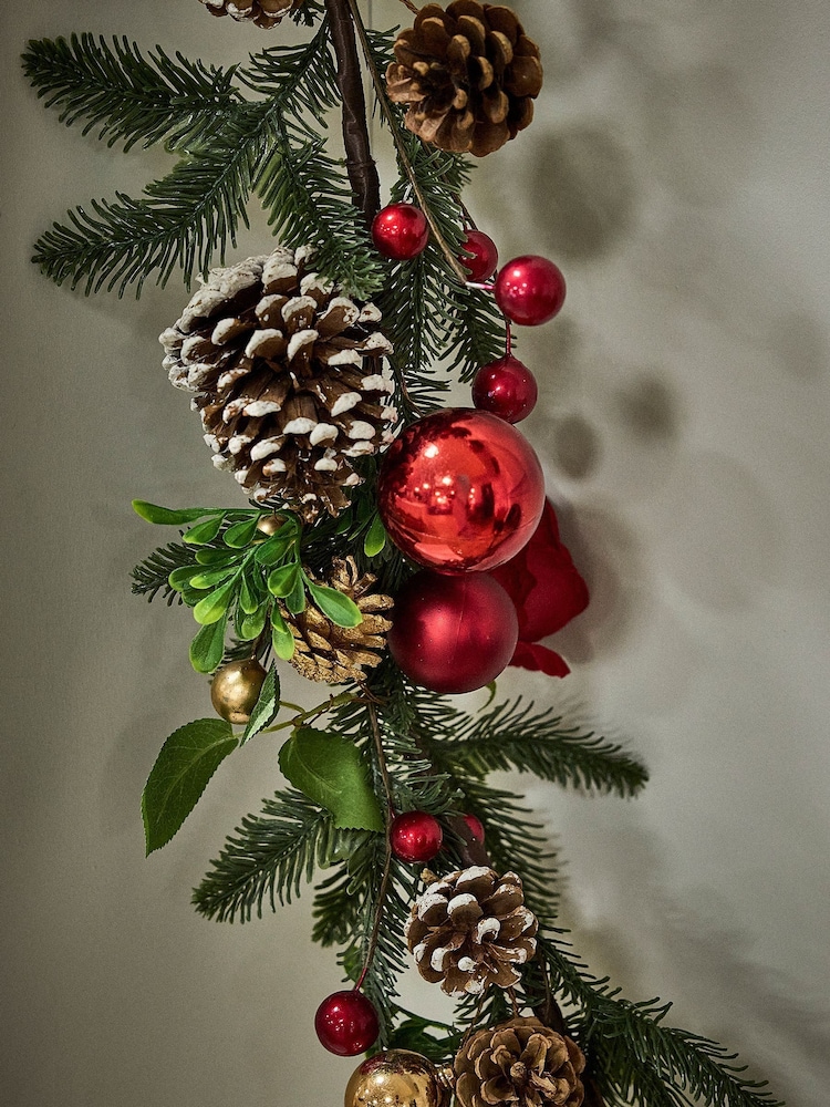 Dibor Green Brockham Rose Garland - Image 2 of 5