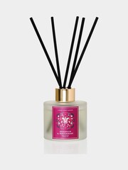Lower Lodge Lower Lodge Sugarplum and Winterberry 115ml Diffuser - Image 2 of 3
