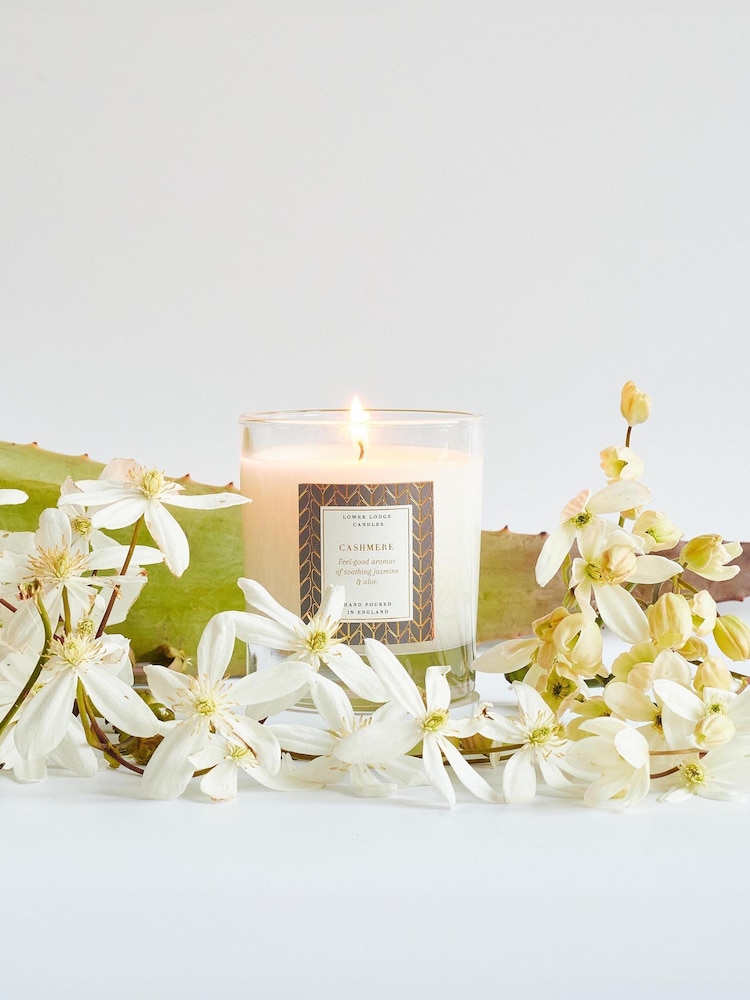 Lower Lodge 1 Wick Oak Hills Cashmere 4 Wick Candle - Image 2 of 2