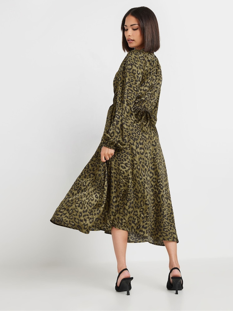 PixieGirl Petite Green Long Sleeve Midi Dress - Image 4 of 6