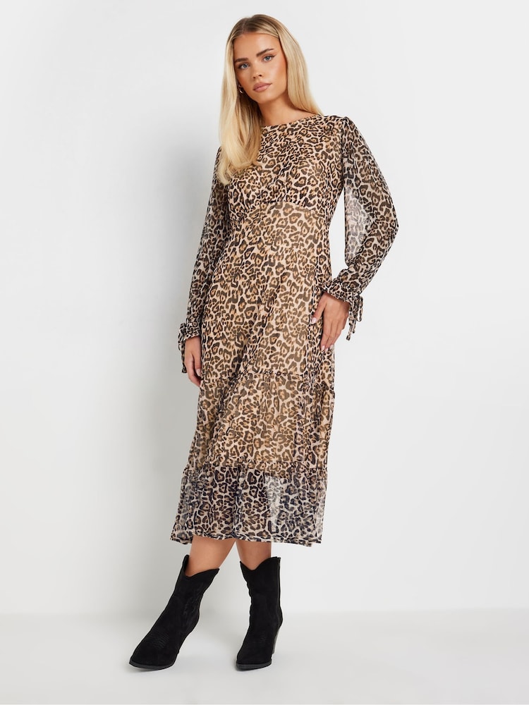 PixieGirl Petite langärmliges, gestuftes Midikleid mit Animal-Print aus Netzstoff - Bild 1 von 4 PixieGirl Petite langärmliges, gestuftes Midikleid mit Animal-Print aus Netzstoff - Bild 1 von 4