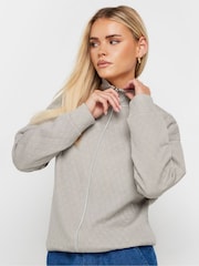 PixieGirl Petite Grey Quilted Zip Through Jacket - Image 4 of 5
