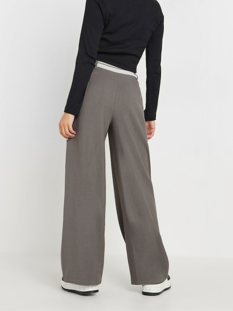 PixieGirl Petite Grey Contrast Waist Wide Leg Trousers - Image 3 of 5