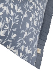 Wylder Belle Floral Print 100% Cotton Frilled Cushion - Imagem 4 de 5