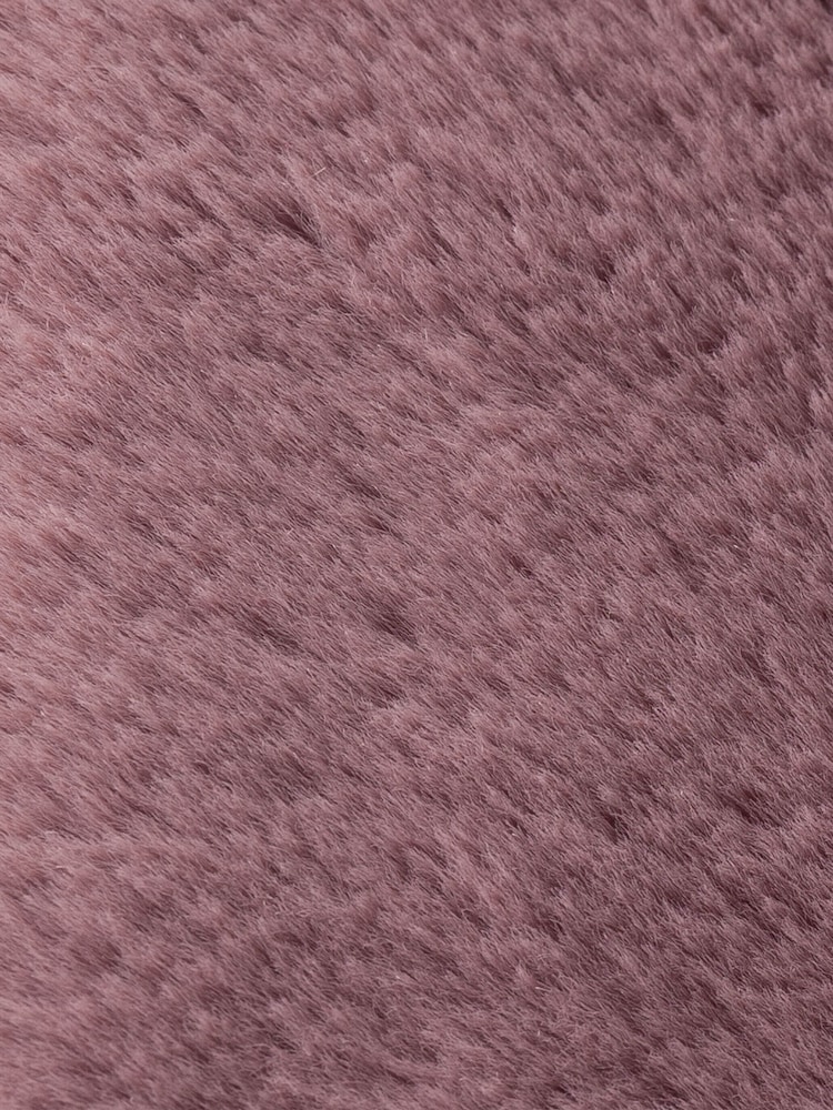 furn. Mulberry Large Kallu Reversible Faux Fur Cushion - Image 4 of 4