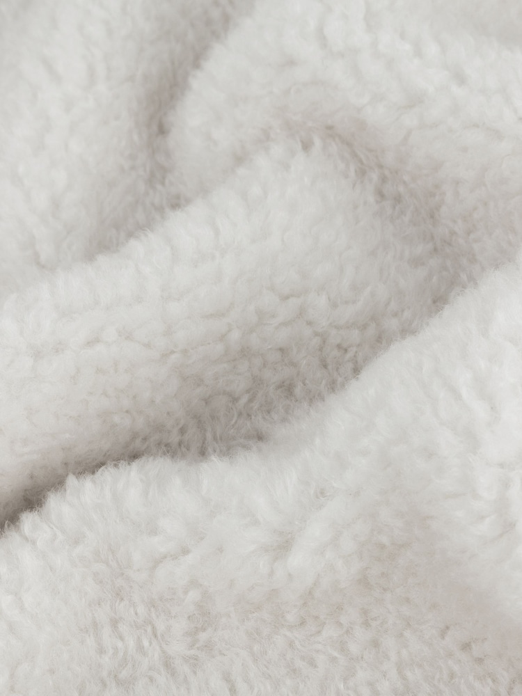 Yard Ecru Olann Faux Shearling Throw - Image 6 of 6 Yard Ecru Olann Faux Shearling Throw - Image 6 of 6