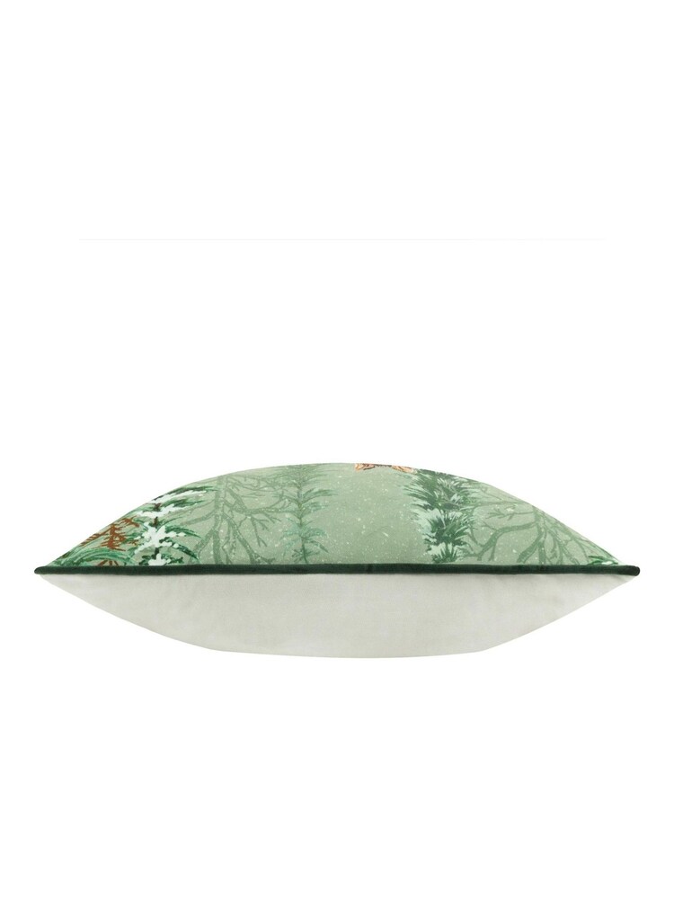 Furn Oak Green Lodge Wood Fox Velvet Piped Cushion - Image 2 of 5