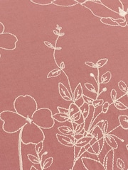 Wylder Mae Floral Print Embroidered 100% Cotton Cushion - Imagem 5 de 5