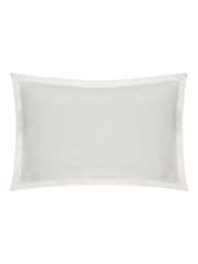 Paoletti Winter Alpine Embroidered 100% Cotton Cushion - Imagem 2 de 4