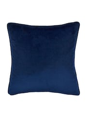 Evans Lichfield Multicolour Winter Fawns Piped Cushion - Image 2 of 4