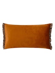 Wylder Tilly Velvet Frilled Cushion - Imagem 1 de 3
