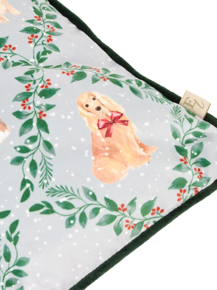 Evans Lichfield Christmas Dog Friends Velvet Piped Cushion - Bild 5 von 5