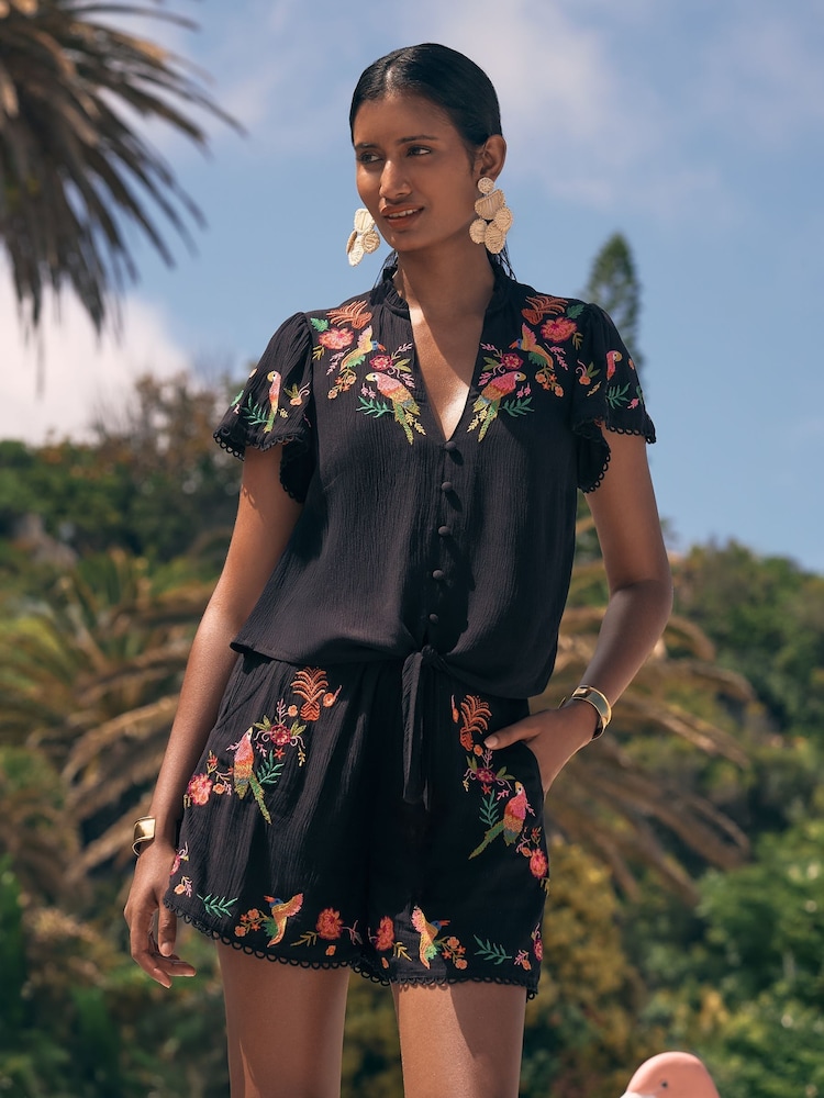 Love & Roses Black Parrot Embroidered Tropical Beach Shorts - Image 4 of 4