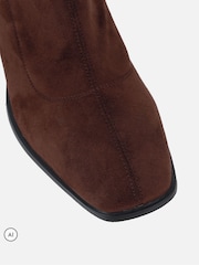Simmi London Brown Clive Knee High Stretch Block Heeled Boots - Image 4 of 4