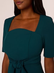 Verde - Adrianna Papell Crepe Tie Front Midi Dress - Imagem 4 de 7
