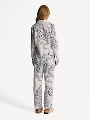 Desmond & Dempsey Cream Jaguar Jag Long Pyjamas Set - Image 2 of 7