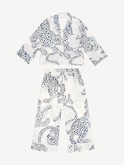 Desmond & Dempsey Boxy & Wide Pyjamas Set - صورة 5 من 5