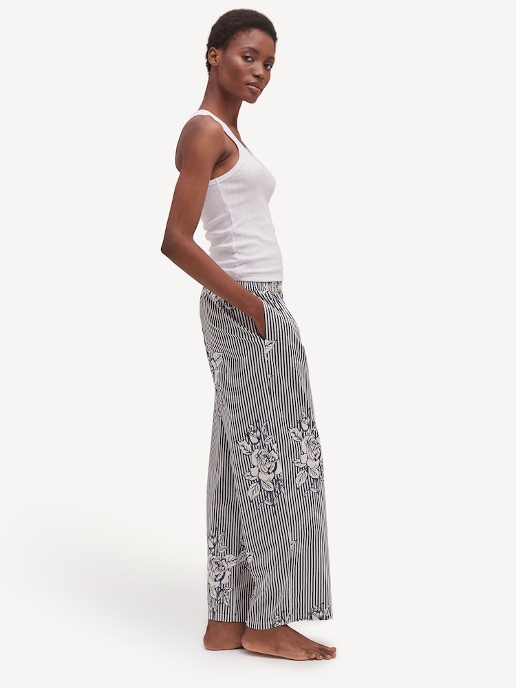 Pinstripe Rose Navy - Desmond & Dempsey 402 Long Pyjamas Set - صورة 2 من 3