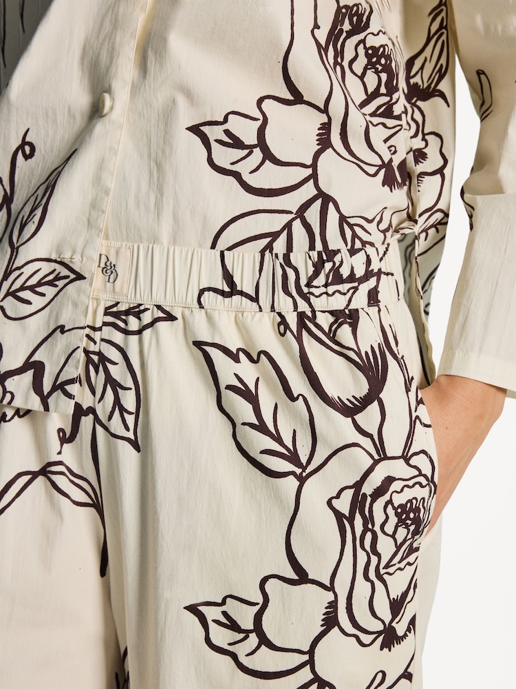 Desmond & Dempsey Rose 402 Long Pyjamas Set - صورة 6 من 6