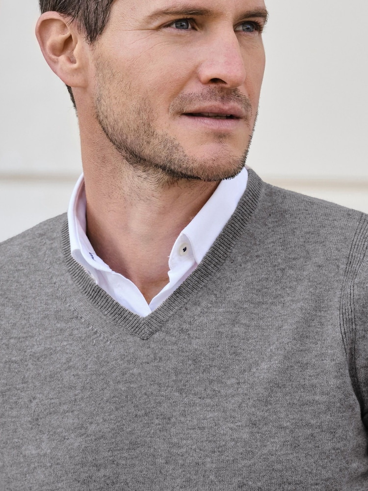 Grau - Pure Collection 100% Kaschmir V-Ausschnitt Pullover - Bild 2 von 3