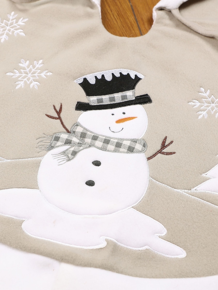 Personalised Christmas Snowman Tree Skirt by Dibor - Image 3 of 3