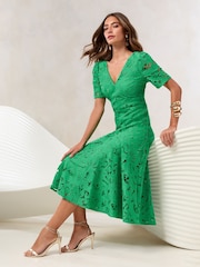 Lipsy Green Premium Broderie Lace Short Sleeve V-Neck High Low Midi Dress - Image 3 of 5