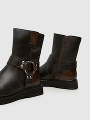 Schuh Cowan Leather Hardwear Brown Boots - Image 3 of 4