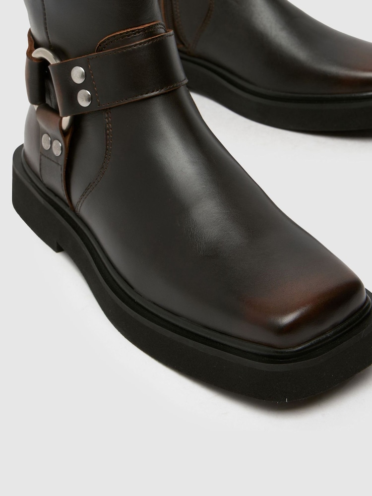 Schuh Cowan Leather Hardwear Brown Boots - Image 4 of 4